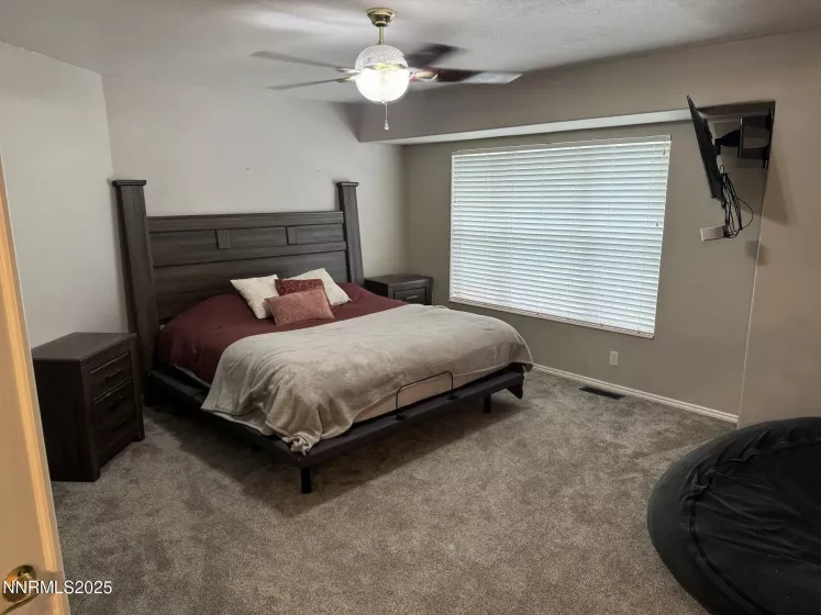 2081 Russell, Elko, Nevada 89801, 5 Bedrooms Bedrooms, ,3 BathroomsBathrooms,Residential,Residential,Russell,250055186