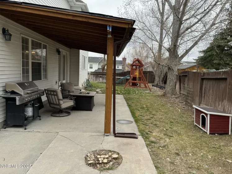 2081 Russell, Elko, Nevada 89801, 5 Bedrooms Bedrooms, ,3 BathroomsBathrooms,Residential,Residential,Russell,250055186