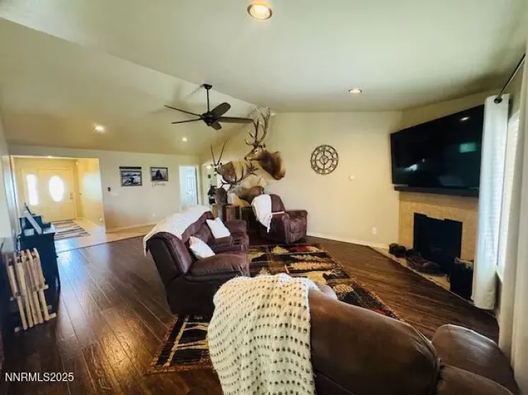 2960 Great Basin, Winnemucca, Nevada 89445, 4 Bedrooms Bedrooms, ,3 BathroomsBathrooms,Residential,Residential,Great Basin,250055932