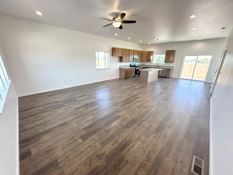 1304 Serenity, Fernley, Nevada 89408, 3 Bedrooms Bedrooms, ,3 BathroomsBathrooms,Residential,Residential,Serenity,250002161