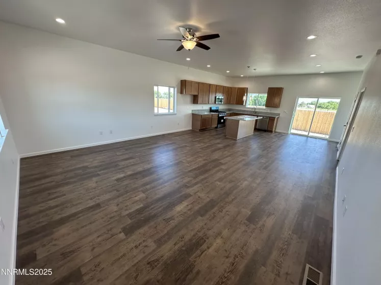 1848 Fort Sutter, Fernley, Nevada 89408, 3 Bedrooms Bedrooms, ,3 BathroomsBathrooms,Residential,Residential,Fort Sutter,250052028