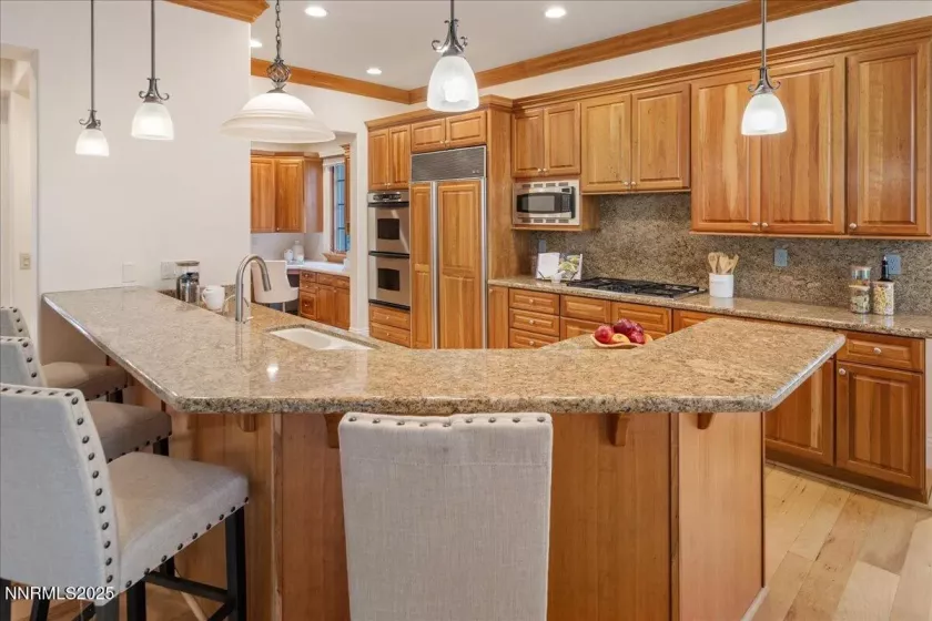 6410 Zermatt, Reno, Nevada 89511, 3 Bedrooms Bedrooms, ,3 BathroomsBathrooms,Residential,Residential,Zermatt,250055937