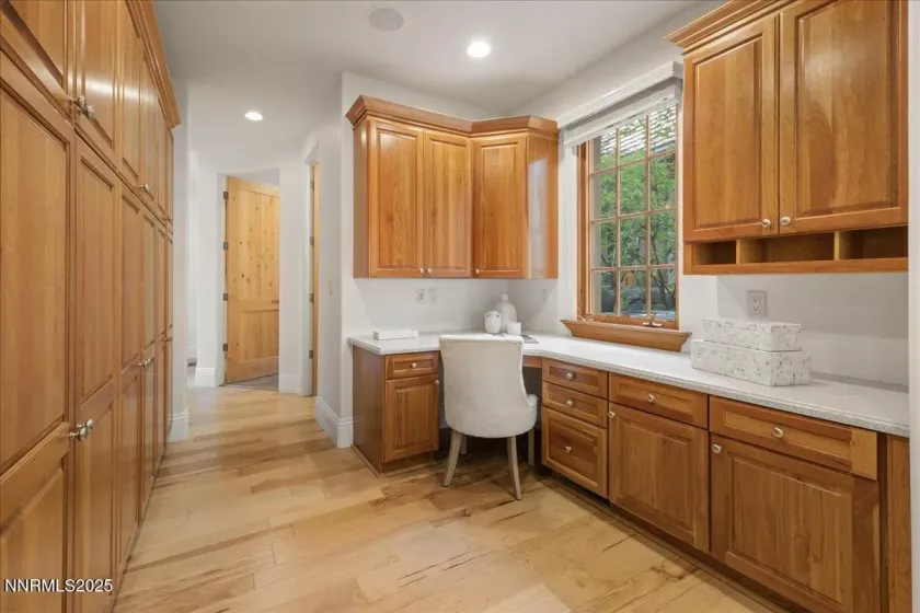 6410 Zermatt, Reno, Nevada 89511, 3 Bedrooms Bedrooms, ,3 BathroomsBathrooms,Residential,Residential,Zermatt,250055937