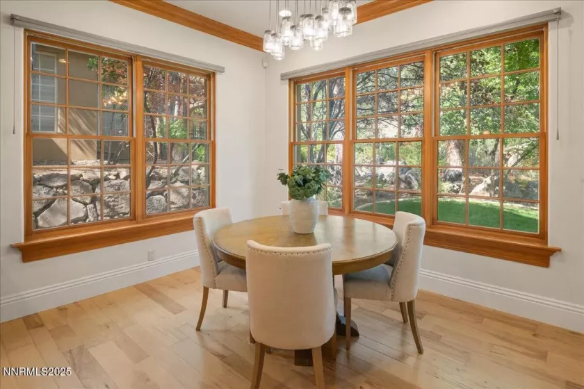 6410 Zermatt, Reno, Nevada 89511, 3 Bedrooms Bedrooms, ,3 BathroomsBathrooms,Residential,Residential,Zermatt,250055937