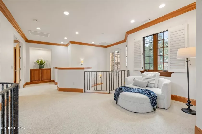 6410 Zermatt, Reno, Nevada 89511, 3 Bedrooms Bedrooms, ,3 BathroomsBathrooms,Residential,Residential,Zermatt,250055937