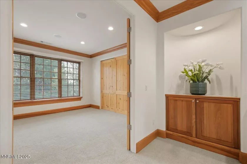 6410 Zermatt, Reno, Nevada 89511, 3 Bedrooms Bedrooms, ,3 BathroomsBathrooms,Residential,Residential,Zermatt,250055937