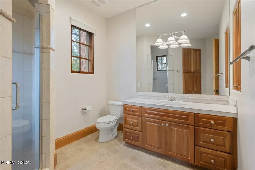 6410 Zermatt, Reno, Nevada 89511, 3 Bedrooms Bedrooms, ,3 BathroomsBathrooms,Residential,Residential,Zermatt,250055937