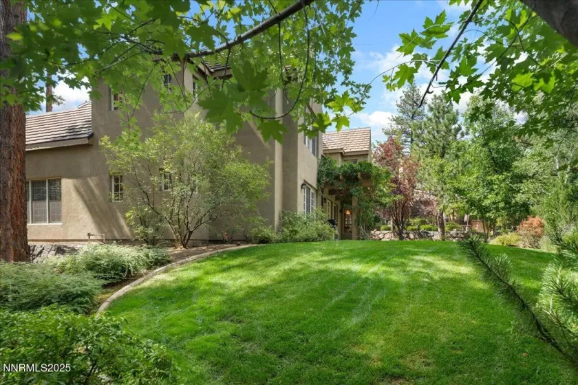 6410 Zermatt, Reno, Nevada 89511, 3 Bedrooms Bedrooms, ,3 BathroomsBathrooms,Residential,Residential,Zermatt,250055937