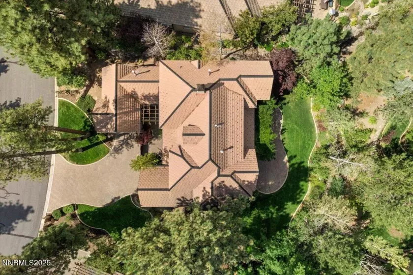 6410 Zermatt, Reno, Nevada 89511, 3 Bedrooms Bedrooms, ,3 BathroomsBathrooms,Residential,Residential,Zermatt,250055937