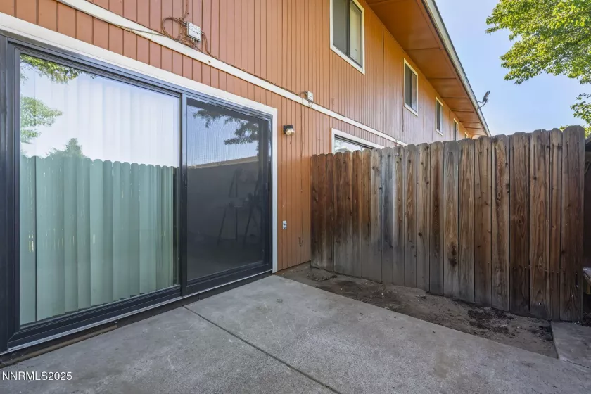 857 Nutmeg, Reno, Nevada 89502, 2 Bedrooms Bedrooms, ,2 BathroomsBathrooms,Residential,Residential,Nutmeg,250055938