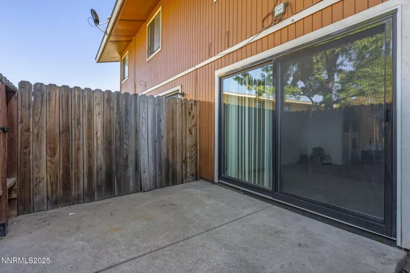 857 Nutmeg, Reno, Nevada 89502, 2 Bedrooms Bedrooms, ,2 BathroomsBathrooms,Residential,Residential,Nutmeg,250055938