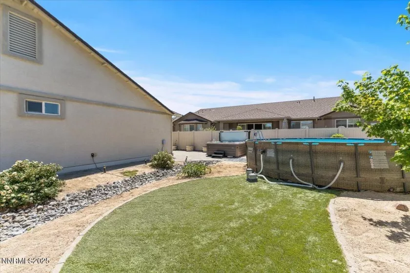 9620 Jessica, Reno, Nevada 89521, 4 Bedrooms Bedrooms, ,3 BathroomsBathrooms,Residential,Residential,Jessica,250055939