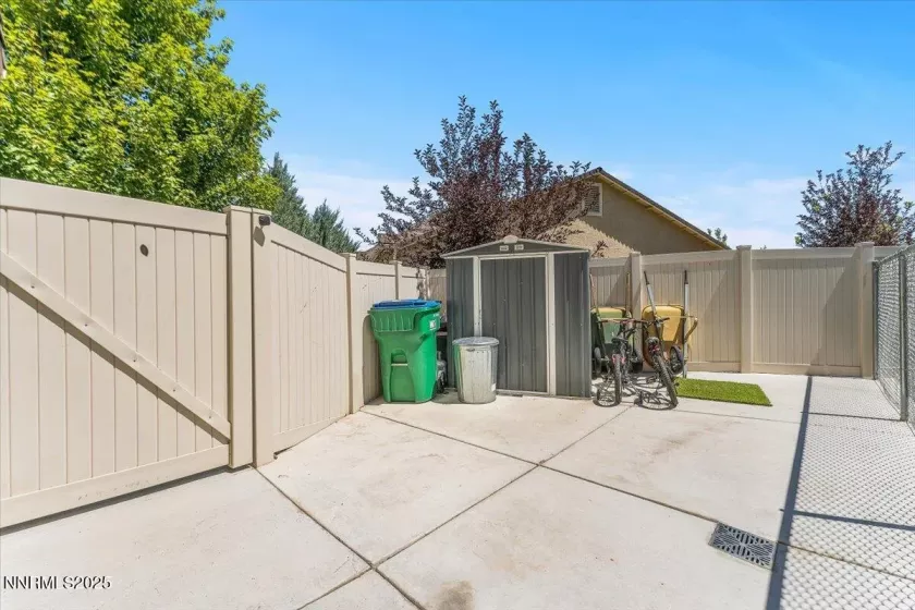 9620 Jessica, Reno, Nevada 89521, 4 Bedrooms Bedrooms, ,3 BathroomsBathrooms,Residential,Residential,Jessica,250055939