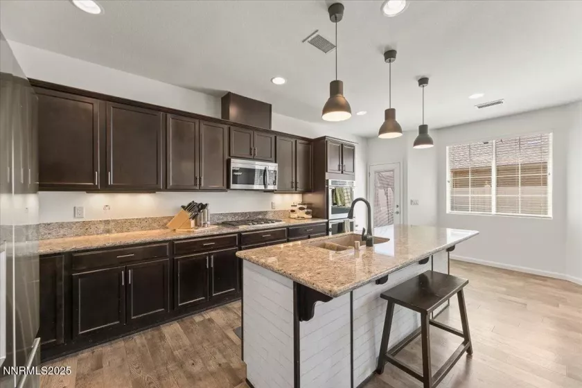 9620 Jessica, Reno, Nevada 89521, 4 Bedrooms Bedrooms, ,3 BathroomsBathrooms,Residential,Residential,Jessica,250055939