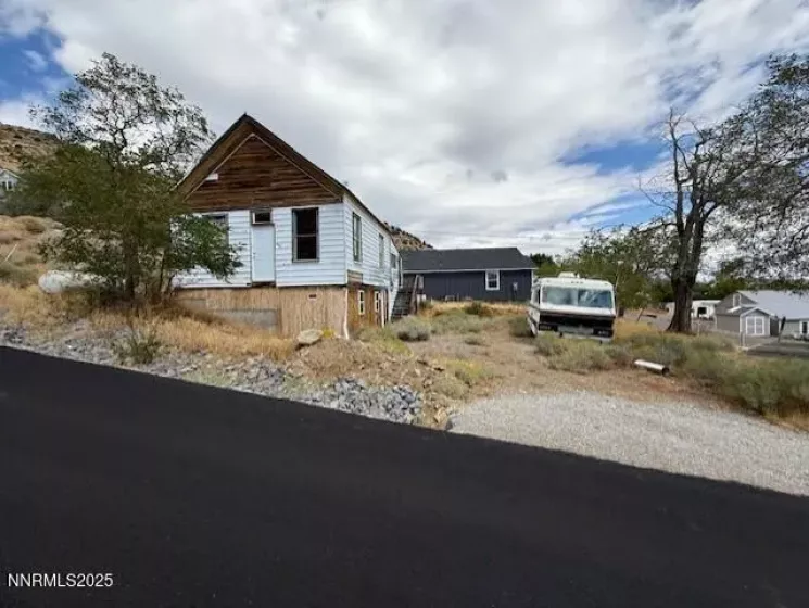 120 Carson, Virginia City, Nevada 89440, 2 Bedrooms Bedrooms, ,1 BathroomBathrooms,Residential,Residential,Carson,250055940