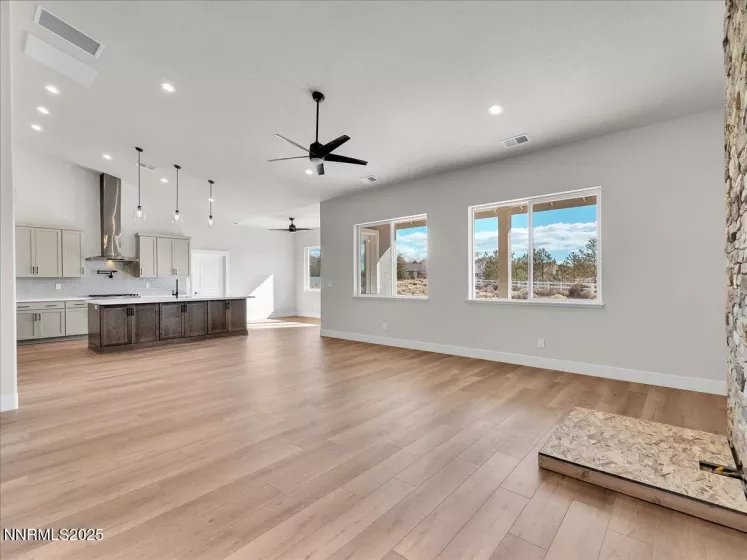 1681 Grandview, Minden, Nevada 89423, 4 Bedrooms Bedrooms, ,3 BathroomsBathrooms,Residential,Residential,Grandview,250055949