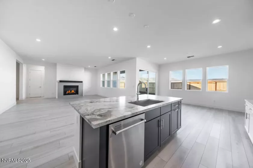 433 Pah Rah Ridge, Sparks, Nevada 89441, 3 Bedrooms Bedrooms, ,3 BathroomsBathrooms,Residential,Residential,Pah Rah Ridge,250055951