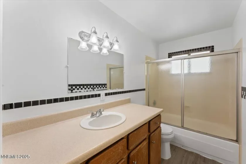 601 Oakwood, Sparks, Nevada 89431, 2 Bedrooms Bedrooms, ,1 BathroomBathrooms,Residential,Residential,Oakwood,250055950