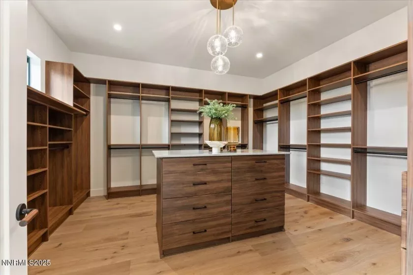10 Glenhaven, Reno, Nevada 89511, 4 Bedrooms Bedrooms, ,6 BathroomsBathrooms,Residential,Residential,Glenhaven,250055953