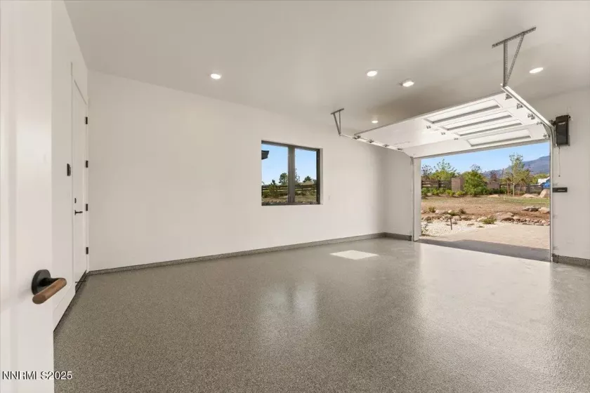 10 Glenhaven, Reno, Nevada 89511, 4 Bedrooms Bedrooms, ,6 BathroomsBathrooms,Residential,Residential,Glenhaven,250055953