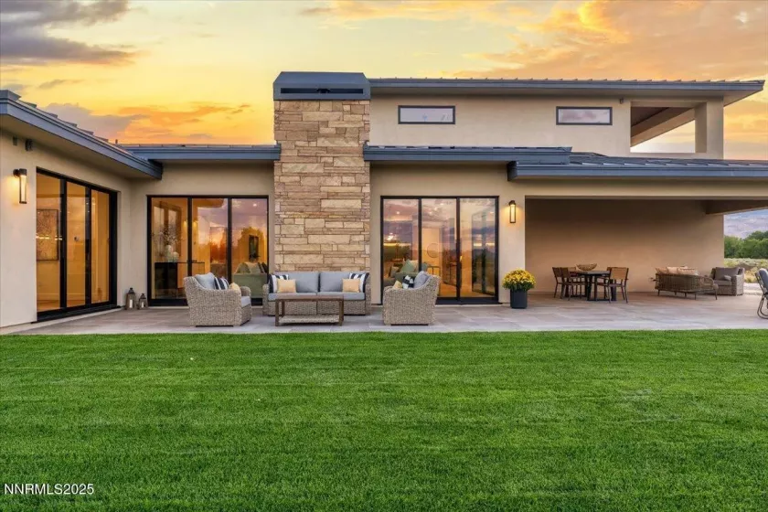 10 Glenhaven, Reno, Nevada 89511, 4 Bedrooms Bedrooms, ,6 BathroomsBathrooms,Residential,Residential,Glenhaven,250055953