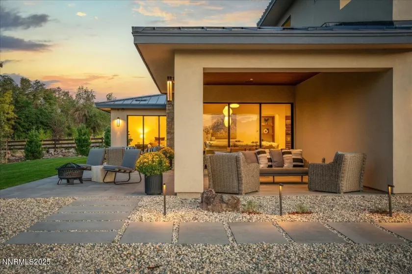 10 Glenhaven, Reno, Nevada 89511, 4 Bedrooms Bedrooms, ,6 BathroomsBathrooms,Residential,Residential,Glenhaven,250055953