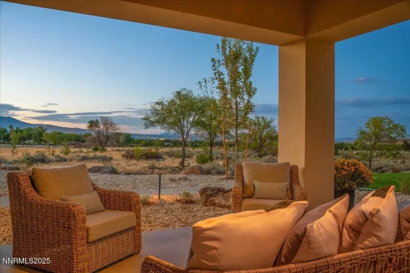 10 Glenhaven, Reno, Nevada 89511, 4 Bedrooms Bedrooms, ,6 BathroomsBathrooms,Residential,Residential,Glenhaven,250055953