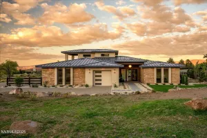 10 Glenhaven, Reno, Nevada 89511, 4 Bedrooms Bedrooms, ,6 BathroomsBathrooms,Residential,Residential,Glenhaven,250055953