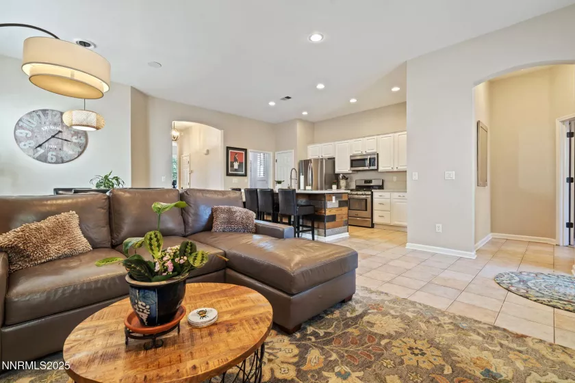 10245 Coyote Creek, Reno, Nevada 89521, 3 Bedrooms Bedrooms, ,2 BathroomsBathrooms,Residential,Residential,Coyote Creek,250055955
