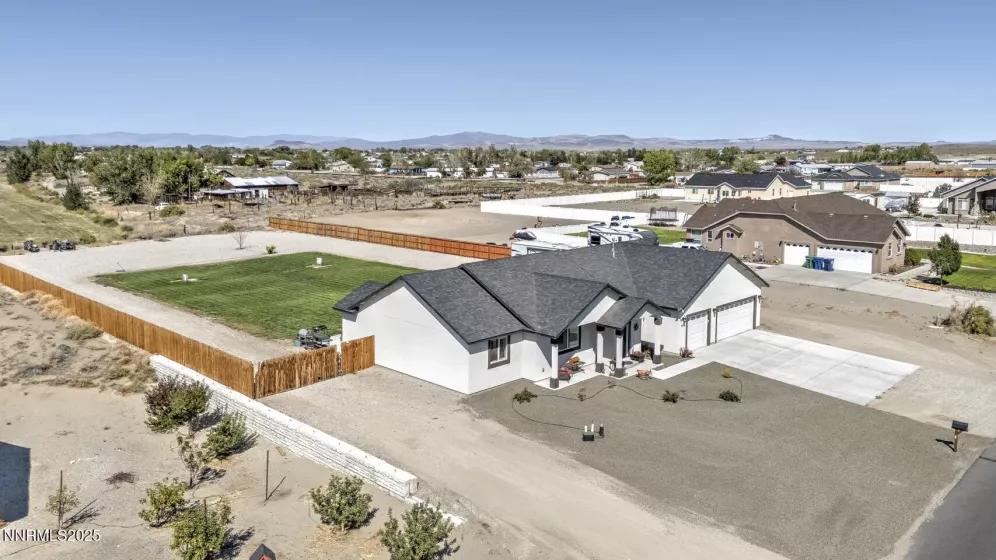 1651 Skyridge, Fallon, Nevada 89406, 3 Bedrooms Bedrooms, ,2 BathroomsBathrooms,Residential,Residential,Skyridge,250055956