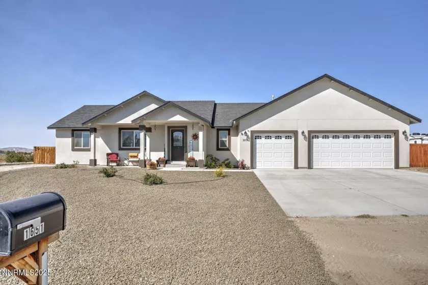 1651 Skyridge, Fallon, Nevada 89406, 3 Bedrooms Bedrooms, ,2 BathroomsBathrooms,Residential,Residential,Skyridge,250055956