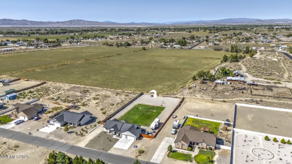1651 Skyridge, Fallon, Nevada 89406, 3 Bedrooms Bedrooms, ,2 BathroomsBathrooms,Residential,Residential,Skyridge,250055956