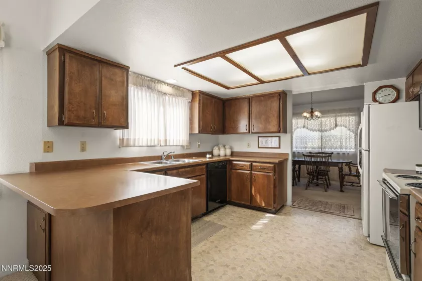 270 Mogul Mountain, Reno, Nevada 89523, 3 Bedrooms Bedrooms, ,2 BathroomsBathrooms,Residential,Residential,Mogul Mountain,250055959