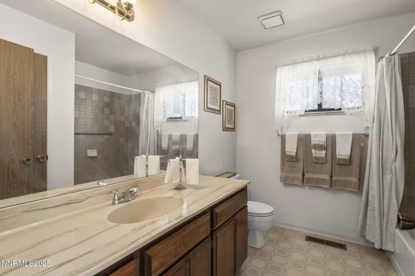 270 Mogul Mountain, Reno, Nevada 89523, 3 Bedrooms Bedrooms, ,2 BathroomsBathrooms,Residential,Residential,Mogul Mountain,250055959