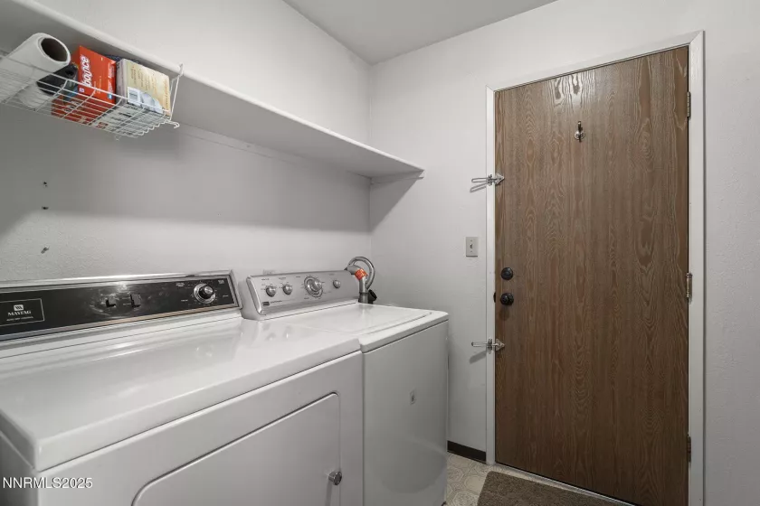 270 Mogul Mountain, Reno, Nevada 89523, 3 Bedrooms Bedrooms, ,2 BathroomsBathrooms,Residential,Residential,Mogul Mountain,250055959