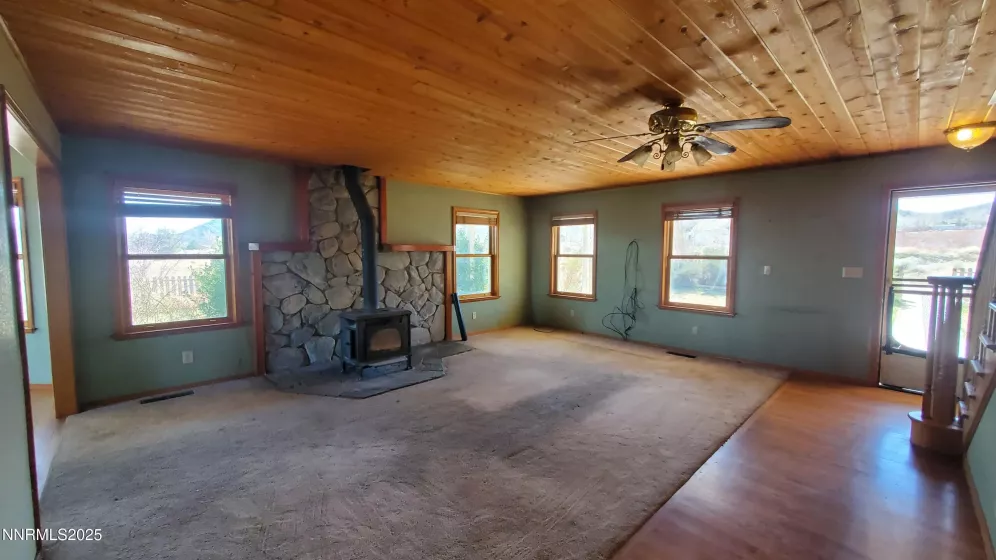 20 Pit, Wellington, Nevada 89444, 5 Bedrooms Bedrooms, ,3 BathroomsBathrooms,Residential,Residential,Pit,250055960