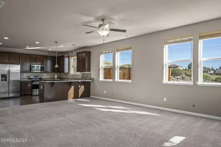 3648 Hollywood Park, Reno, Nevada 89512, 4 Bedrooms Bedrooms, ,3 BathroomsBathrooms,Residential,Residential,Hollywood Park,250055966