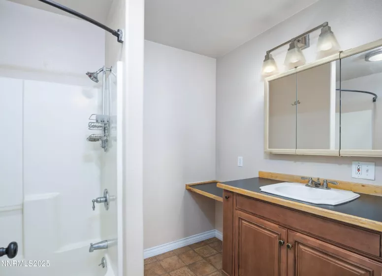1415 Golden Park, Fallon, Nevada 89406, 3 Bedrooms Bedrooms, ,3 BathroomsBathrooms,Residential,Residential,Golden Park,250055971