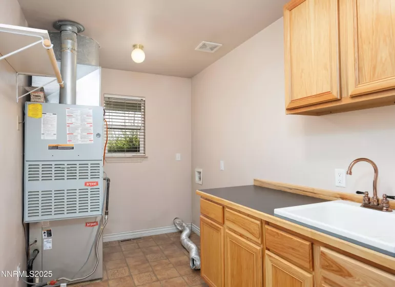 1415 Golden Park, Fallon, Nevada 89406, 3 Bedrooms Bedrooms, ,3 BathroomsBathrooms,Residential,Residential,Golden Park,250055971