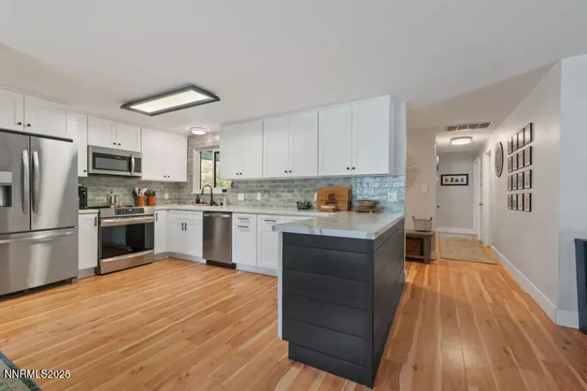 3170 Santa Ana, Reno, Nevada 89502, 3 Bedrooms Bedrooms, ,2 BathroomsBathrooms,Residential,Residential,Santa Ana,250054989