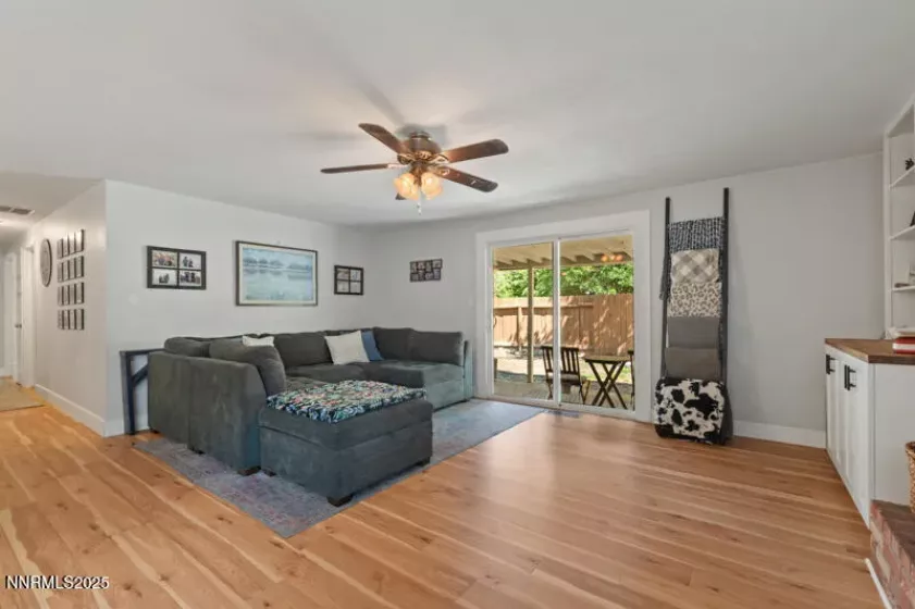 3170 Santa Ana, Reno, Nevada 89502, 3 Bedrooms Bedrooms, ,2 BathroomsBathrooms,Residential,Residential,Santa Ana,250054989