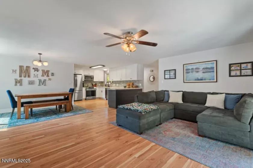 3170 Santa Ana, Reno, Nevada 89502, 3 Bedrooms Bedrooms, ,2 BathroomsBathrooms,Residential,Residential,Santa Ana,250054989