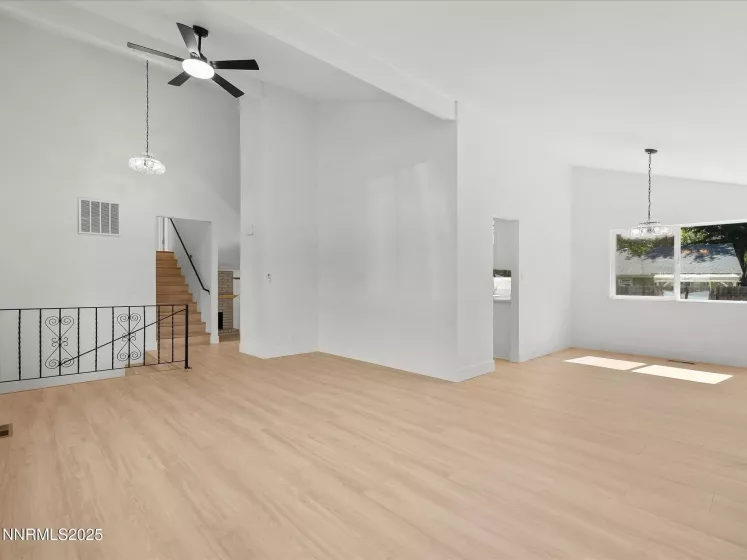 4160 Mira Loma, Reno, Nevada 89502, 4 Bedrooms Bedrooms, ,3 BathroomsBathrooms,Residential,Residential,Mira Loma,250055974