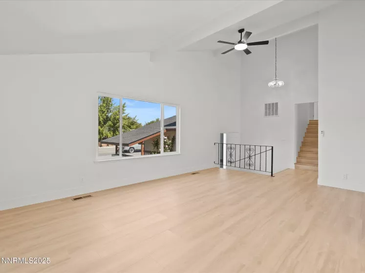 4160 Mira Loma, Reno, Nevada 89502, 4 Bedrooms Bedrooms, ,3 BathroomsBathrooms,Residential,Residential,Mira Loma,250055974