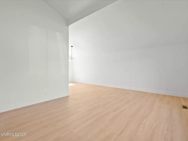 4160 Mira Loma, Reno, Nevada 89502, 4 Bedrooms Bedrooms, ,3 BathroomsBathrooms,Residential,Residential,Mira Loma,250055974
