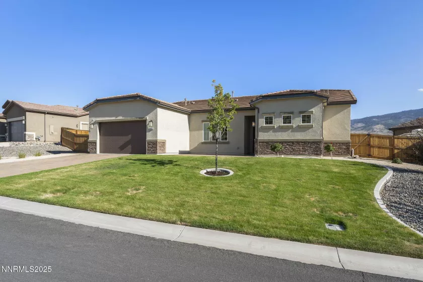 8352 Endsley, Reno, Nevada 89523, 4 Bedrooms Bedrooms, ,3 BathroomsBathrooms,Residential,Residential,Endsley,250055977