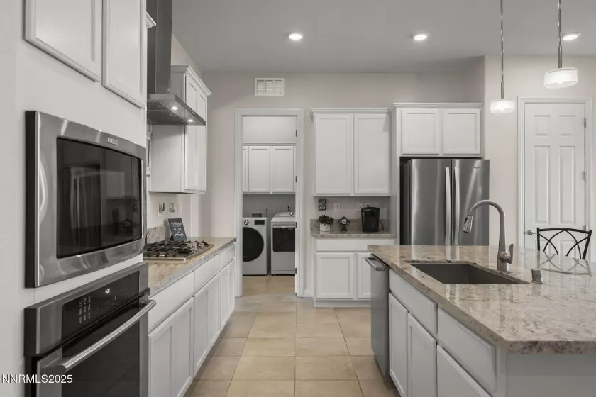 8352 Endsley, Reno, Nevada 89523, 4 Bedrooms Bedrooms, ,3 BathroomsBathrooms,Residential,Residential,Endsley,250055977