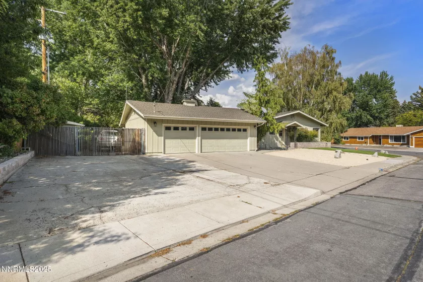 500 Richmond, Carson City, Nevada 89703, 3 Bedrooms Bedrooms, ,3 BathroomsBathrooms,Residential,Residential,Richmond,250055979