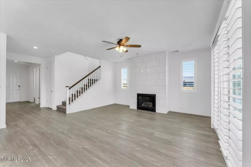 2151 Roaring Fork, Sparks, Nevada 89436, 4 Bedrooms Bedrooms, ,3 BathroomsBathrooms,Residential,Residential,Roaring Fork,250055983