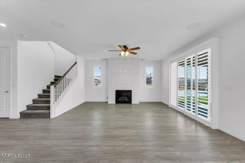 2151 Roaring Fork, Sparks, Nevada 89436, 4 Bedrooms Bedrooms, ,3 BathroomsBathrooms,Residential,Residential,Roaring Fork,250055983